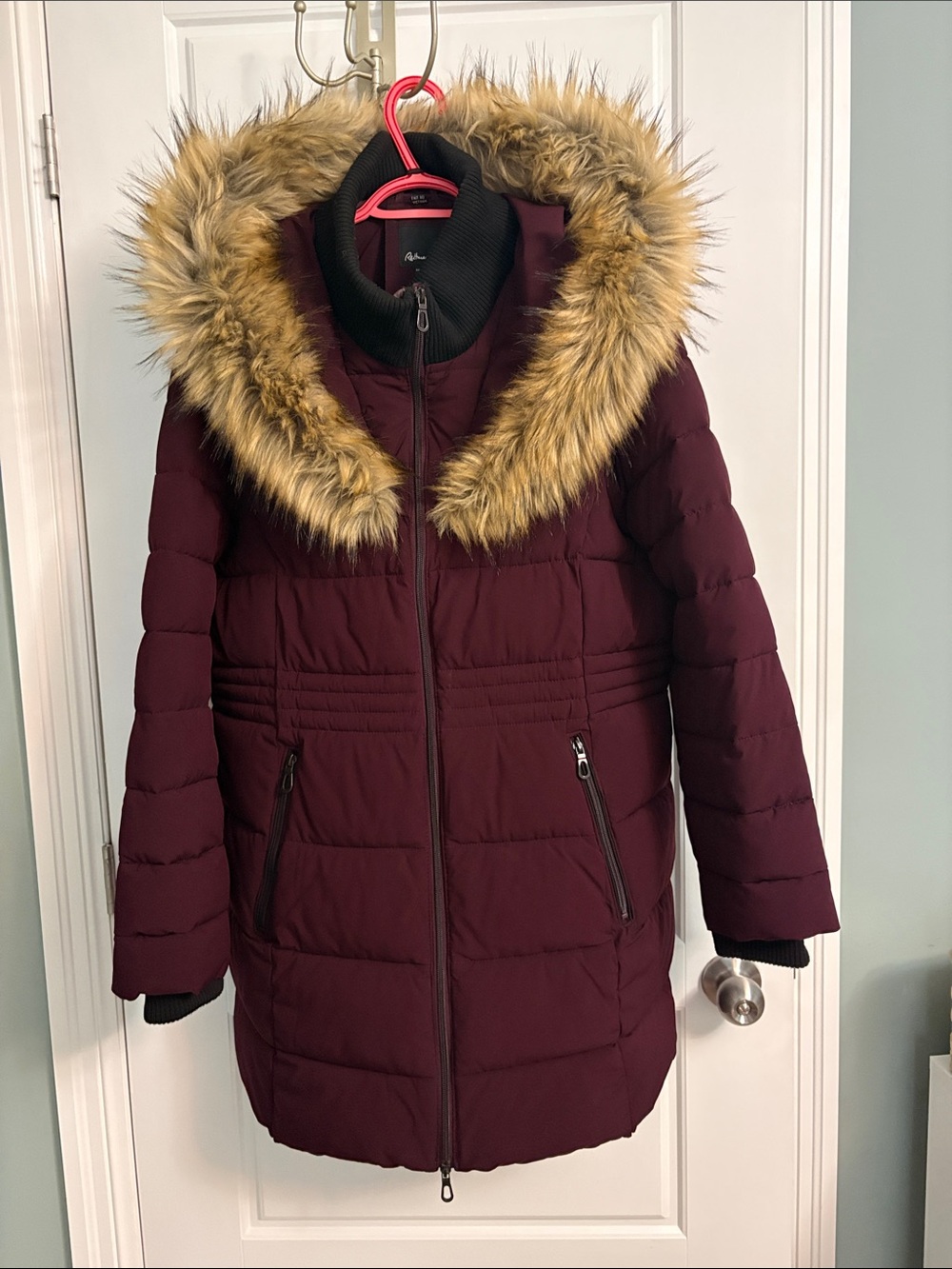 Reitmans Burgundy Puffer Coat with Faux-Fur Trim